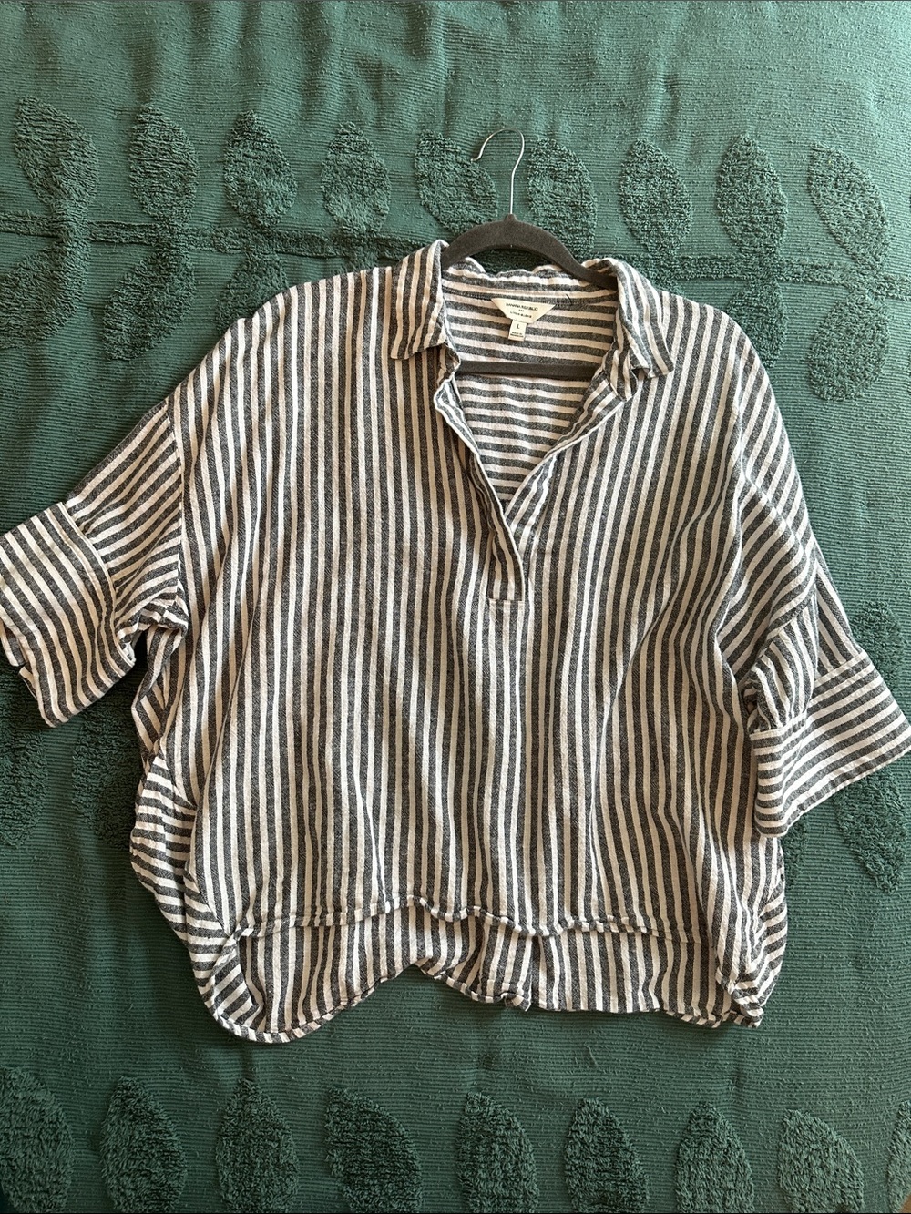 Banana Republic striped linen blend short sleeve popover collared top large
